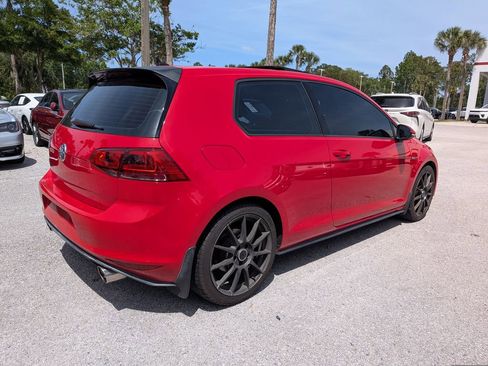 Used 2015 Volkswagen GTI SE image 3