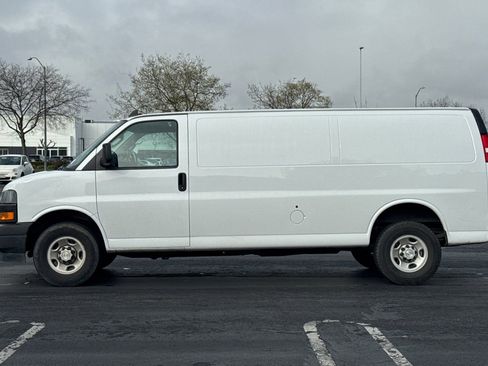 Used 2023 Chevrolet Express 2500 Extended w/ Driver Convenience Package image 7