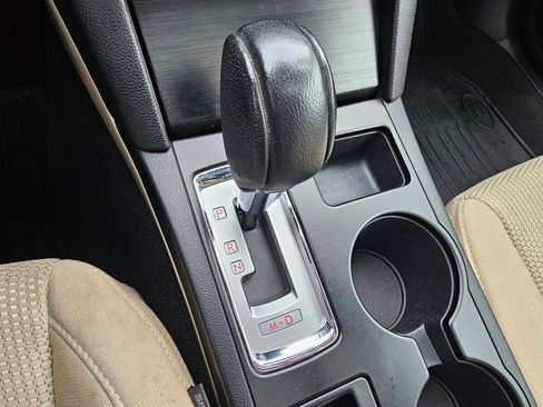 Used 2017 Subaru Outback 2.5i Premium image 35