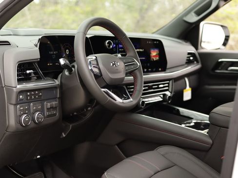 New 2026 Chevrolet Suburban RST w/ Comfort Package AWD/4WD image 9