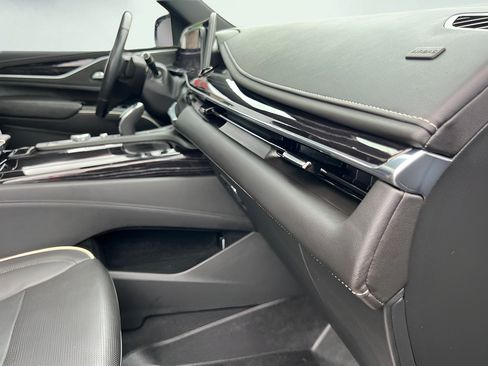 Used 2021 Cadillac Escalade Sport RWD image 33
