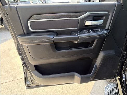 Used 2024 RAM 2500 Big Horn image 20