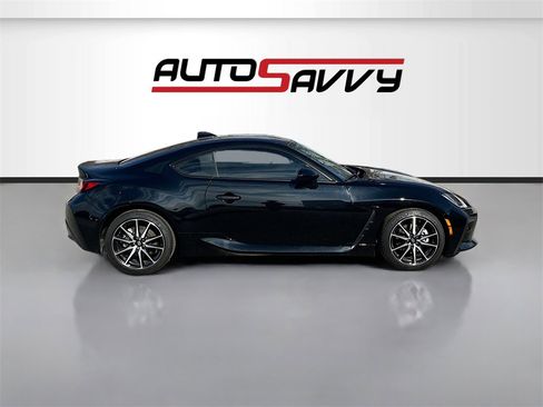 Used 2024 Toyota GR86 image 8