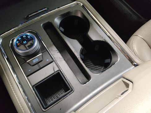 Used 2020 Ford Expedition Max XLT w/ Equipment Group 202A image 26