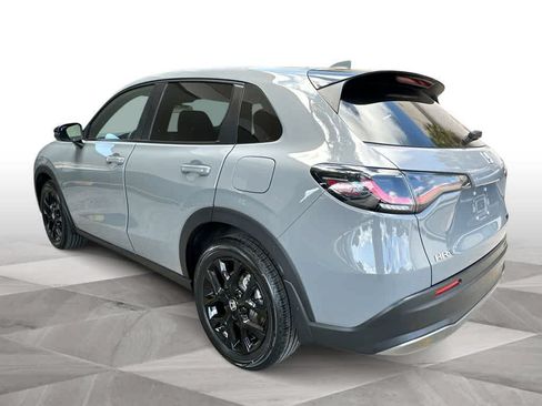 Used 2025 Honda HR-V Sport image 6
