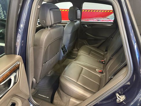 Used 2018 Porsche Macan S AWD/4WD image 35