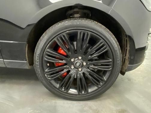Used 2018 Land Rover Range Rover Supercharged AWD/4WD image 17