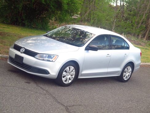 Used 2012 Volkswagen Jetta Sedan FWD image 25
