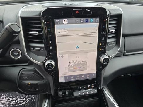 Used 2025 RAM 2500 Big Horn image 38