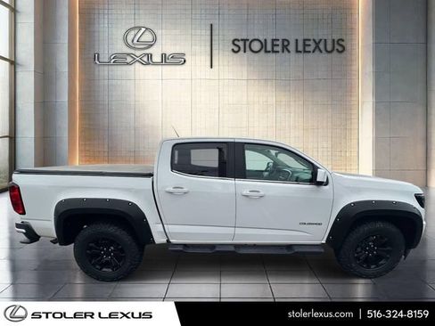 Used 2020 Chevrolet Colorado LT AWD/4WD image 2