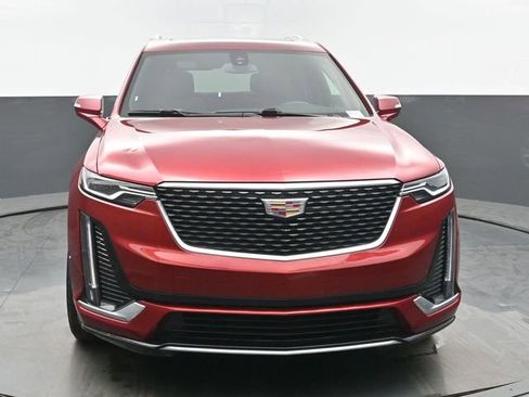 Certified 2024 Cadillac XT6 Luxury image 8