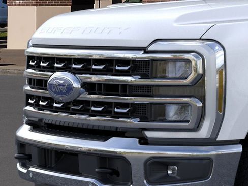 New 2025 Ford F250 Lariat w/ Lariat Ultimate Package image 17