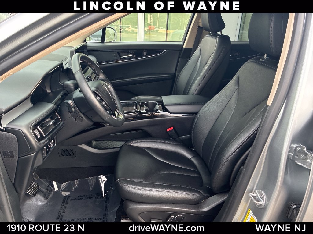 Certified 2023 Lincoln Nautilus AWD w/ Premium Package image 12