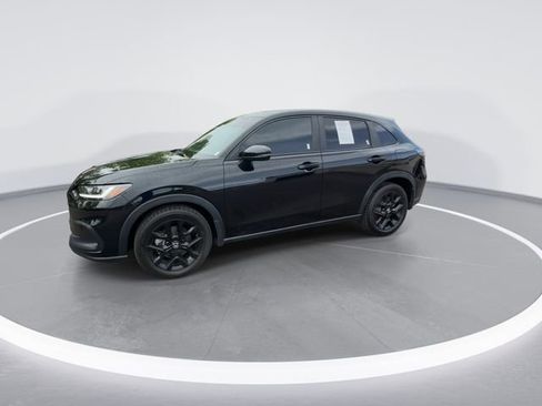 Used 2024 Honda HR-V Sport image 5