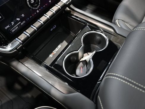 New 2026 GMC Yukon XL Elevation w/ Elevation Premium Package image 21