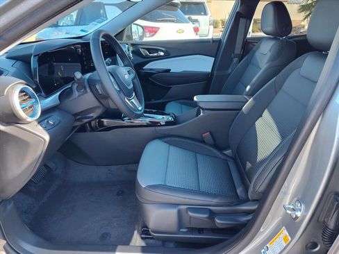 New 2026 Chevrolet Trax LT w/ Driver Confidence Package image 6