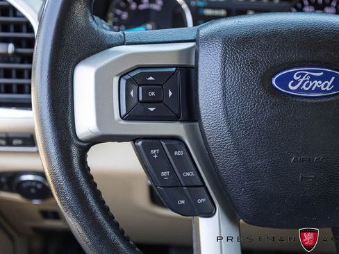 Used 2018 Ford F250 Lariat w/ Lariat Value Package AWD/4WD image 28