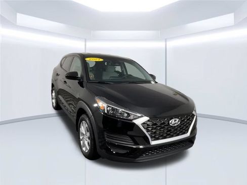Used 2021 Hyundai Tucson SE FWD image 3