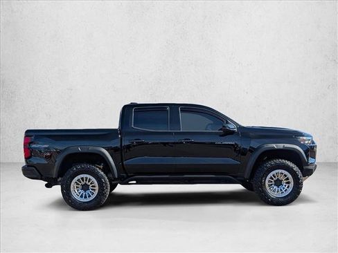 Used 2024 Chevrolet Colorado ZR2 w/ Safety Package AWD/4WD image 4