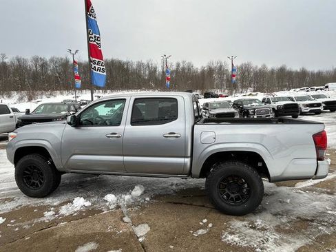 Used 2023 Toyota Tacoma image 6