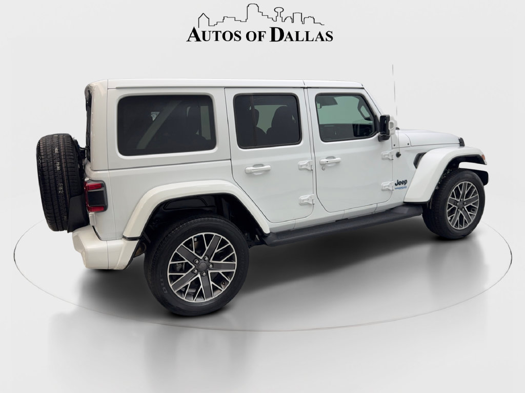 Used 2022 Jeep Wrangler Unlimited Sahara AWD/4WD image 7