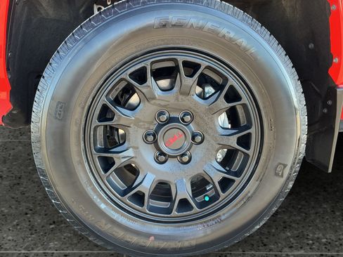 Certified 2024 Toyota Tacoma TRD Sport AWD/4WD image 14