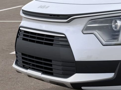New 2026 Kia Niro LX image 12