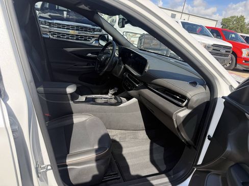 Used 2024 Buick Envista Avenir FWD image 10