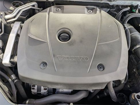 Used 2018 Volvo S90 T5 Momentum w/ Convenience Package image 30