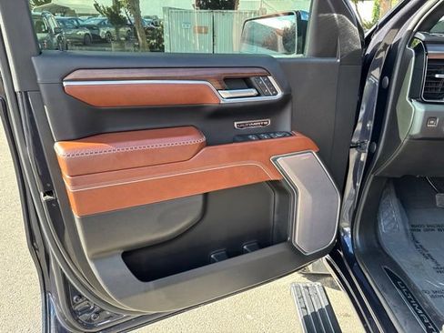 Used 2022 GMC Sierra 1500 Denali Ultimate AWD/4WD image 14