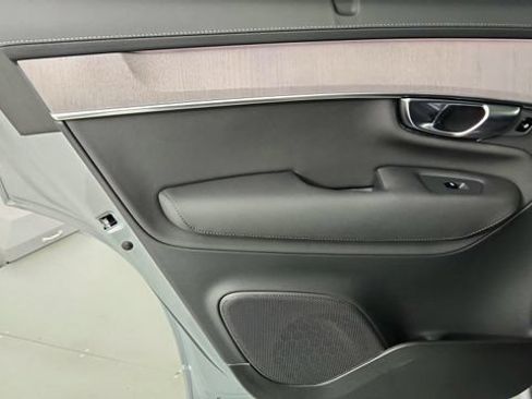 New 2026 Volvo XC90 T8 Ultra w/ Protection Package AWD/4WD image 28
