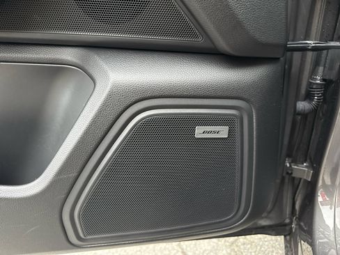 Used 2015 Porsche Macan Turbo image 19