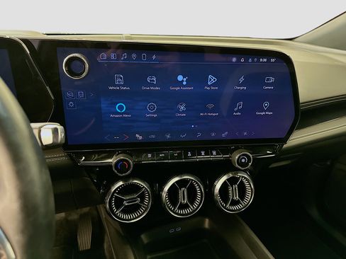 Used 2024 Chevrolet Blazer EV LT image 26