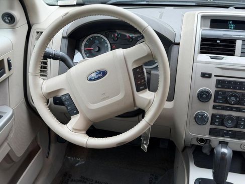 Used 2012 Ford Escape XLT FWD image 12