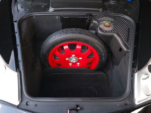 Used 2004 Porsche 911 Carrera image 28