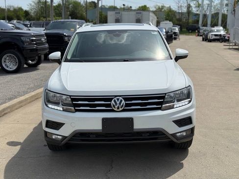 Used 2021 Volkswagen Tiguan SEL image 3