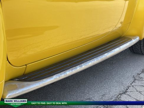 Used 2003 Chevrolet SSR w/ Preferred Equipment Group image 9