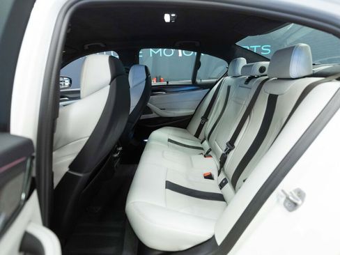 Used 2021 BMW M5 w/ Executive Package image 16