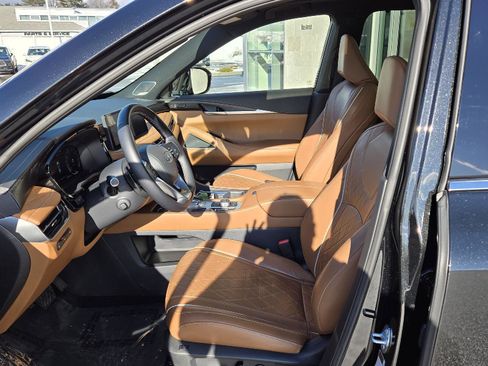 Certified 2025 INFINITI QX60 Autograph w/ Cargo Package image 3