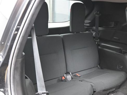 Used 2024 Mitsubishi Outlander ES AWD/4WD image 33