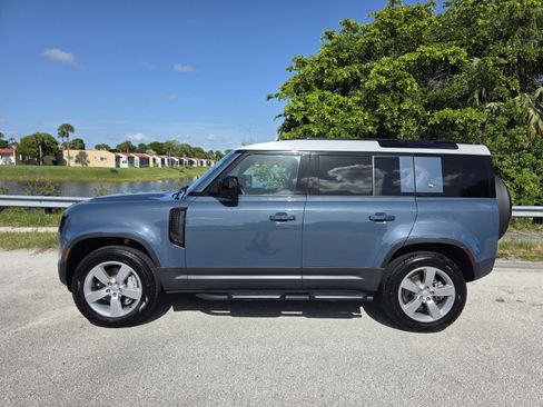 Certified 2024 Land Rover Defender 110 S AWD/4WD image 7