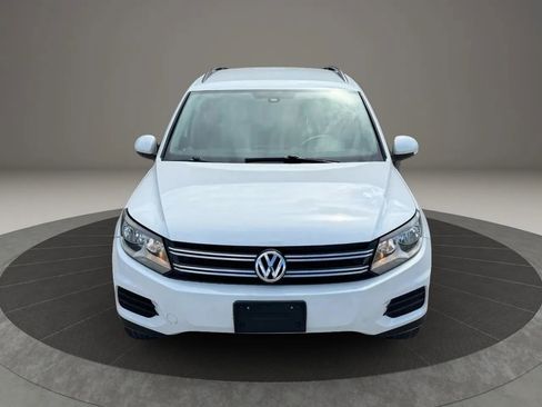 Used 2016 Volkswagen Tiguan S image 14
