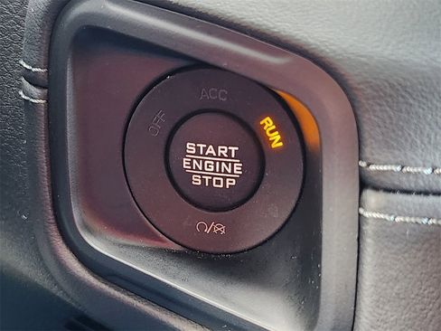 Used 2024 Jeep Wrangler Rubicon image 20