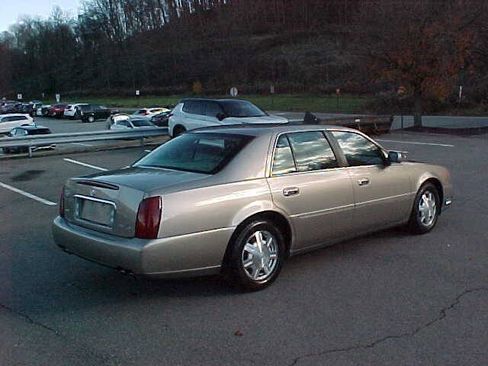 Used 2004 Cadillac De Ville image 9