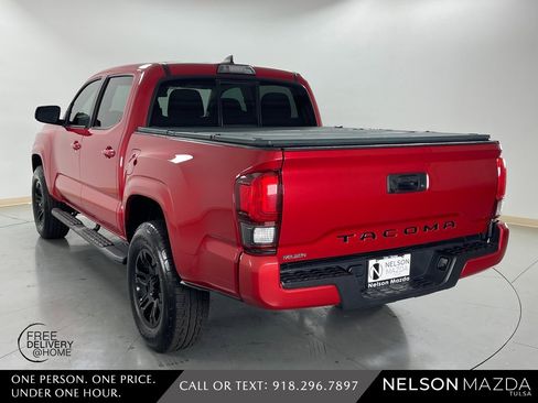 Used 2019 Toyota Tacoma SR image 8