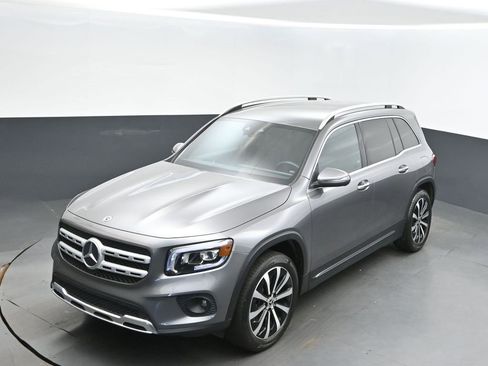 Used 2022 Mercedes-Benz GLB 250 GLB 250 image 30