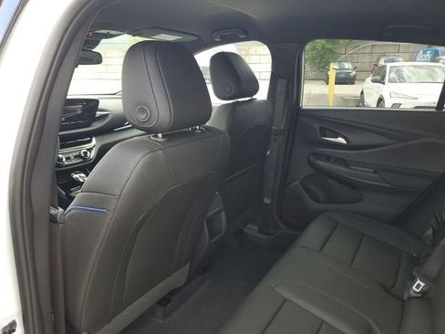 New 2026 Buick Envista Sport Touring w/ Convenience I Package FWD image 9