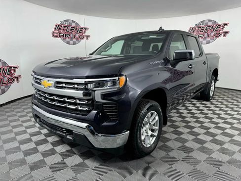 Used 2023 Chevrolet Silverado 1500 LT image 3