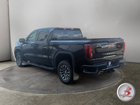 Used 2021 GMC Sierra 1500 AT4 image 3