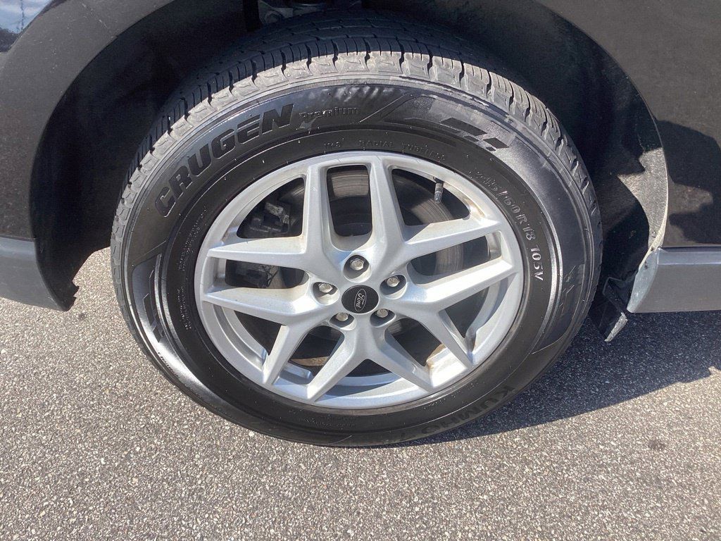 Used 2024 Ford Edge SEL AWD/4WD image 7
